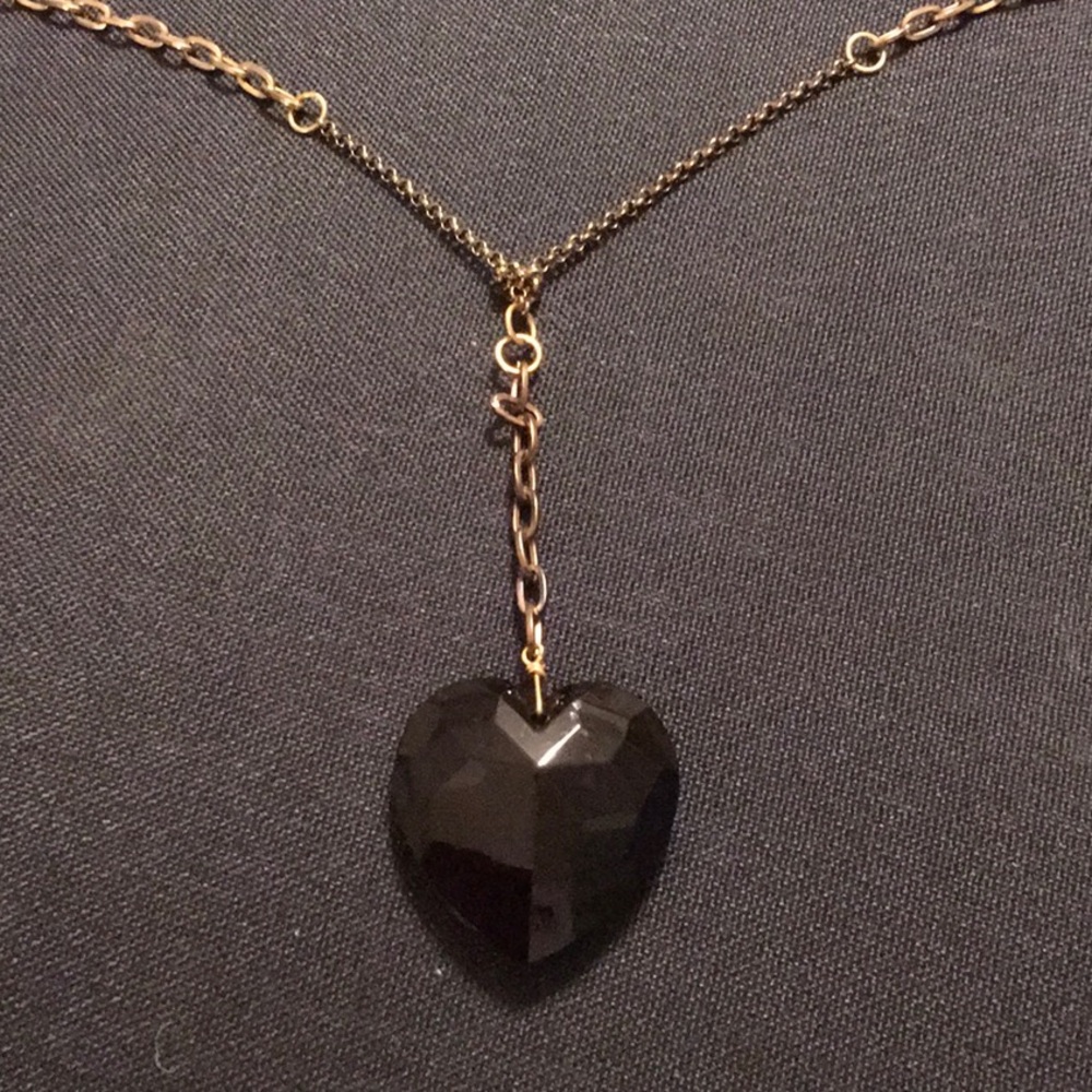EUC, Faceted Black Onyx pendant necklace, lightweight,35" long, Heart pendant 2"